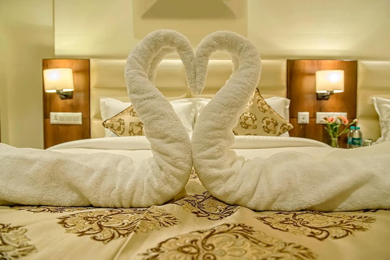 Hotel Hira Inn-10Mins From Railway Station & Bus Station Allāhābād Junction Dış mekan fotoğraf