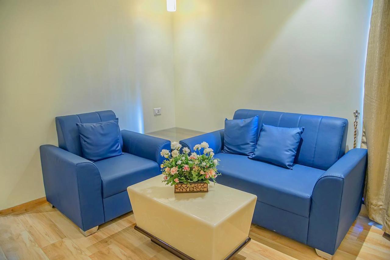 Hotel Hira Inn-10Mins From Railway Station & Bus Station Allāhābād Junction Dış mekan fotoğraf